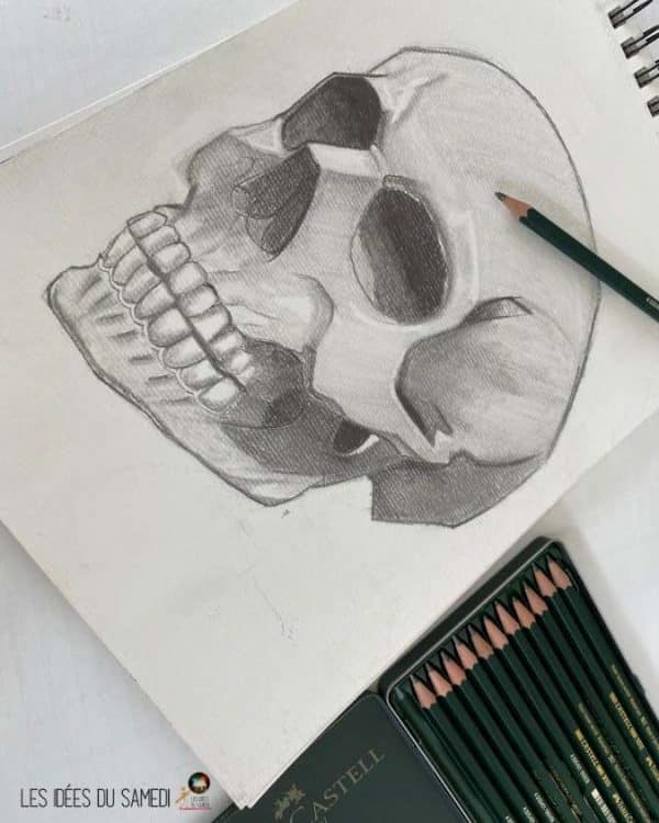crâne dessiné avec des feutres graphites faber castel