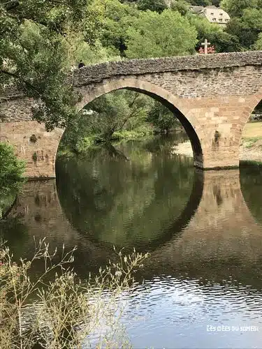 belcastel vieux pont