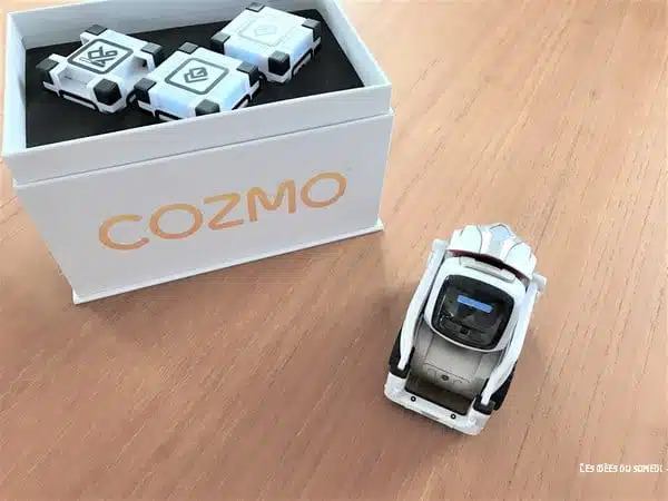 Apprendre à coder avec le robot Cozmo