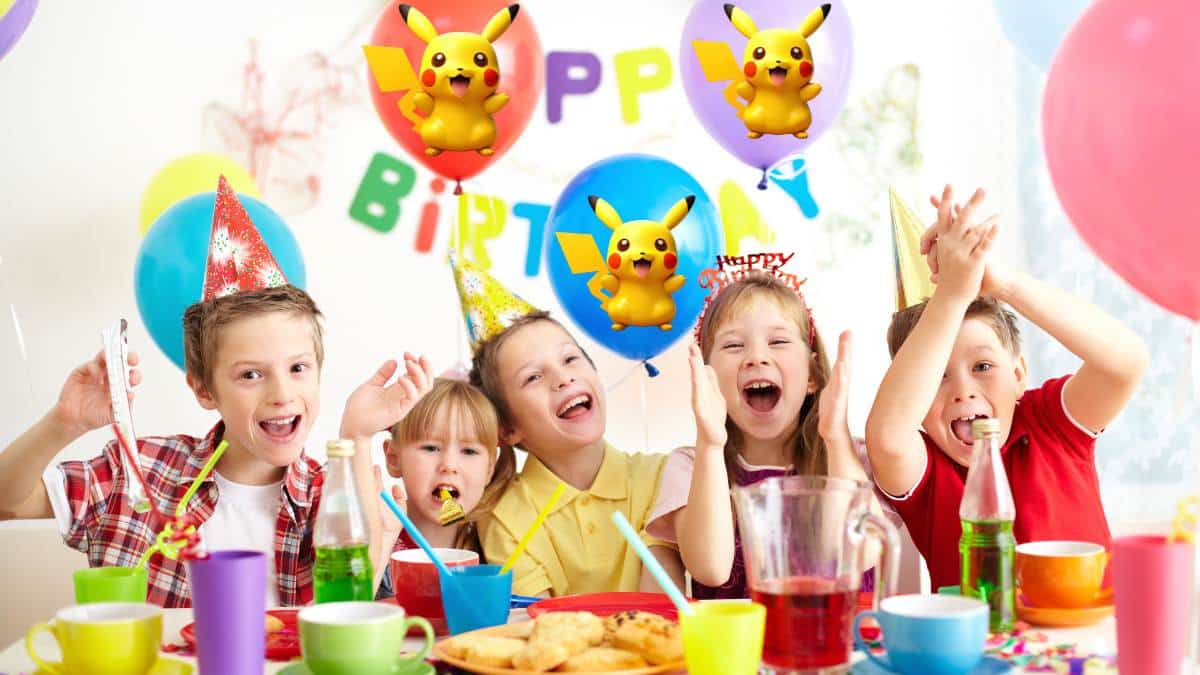 enfants heureux à un anniversaire pokemon réussi