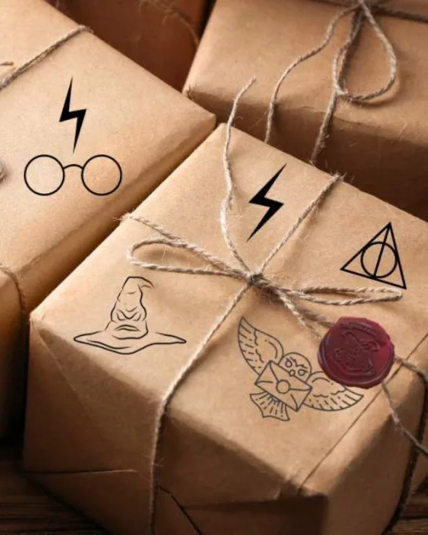 Sac à main Harry Potter Gryffondor deluxe sur Cadeaux et Anniversaire